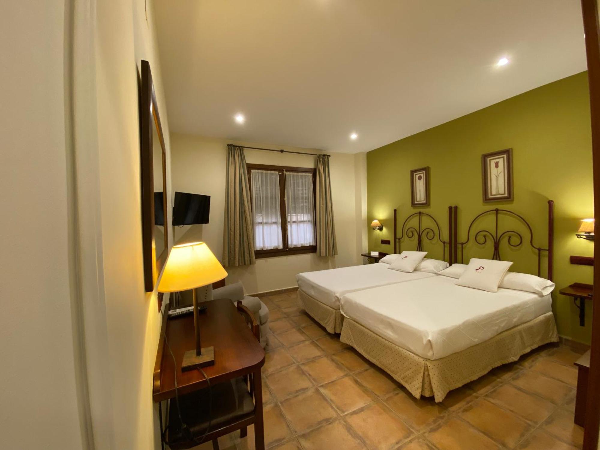 Hospedium Hotel Retiro Del Maestre Альмагро Экстерьер фото